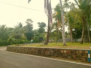 Lands For Sale In Karapitiya