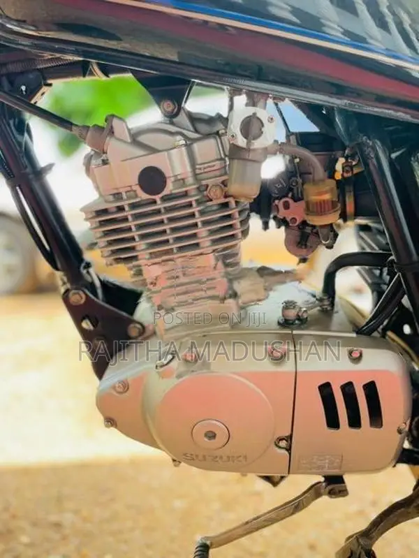 Suzuki GN 125 2013