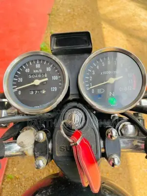 Suzuki GN 125 2013