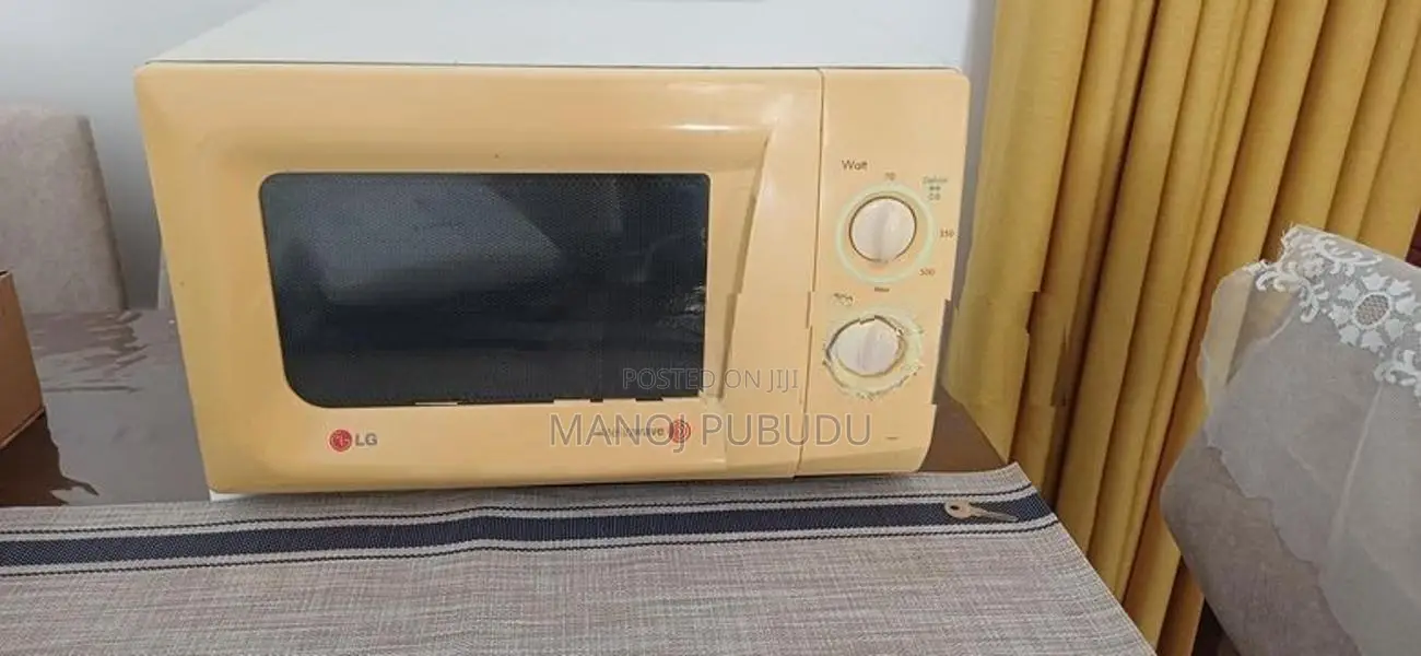 Microwave Oven
