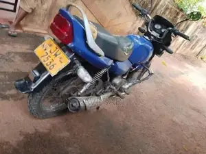 TVS Victor 2003