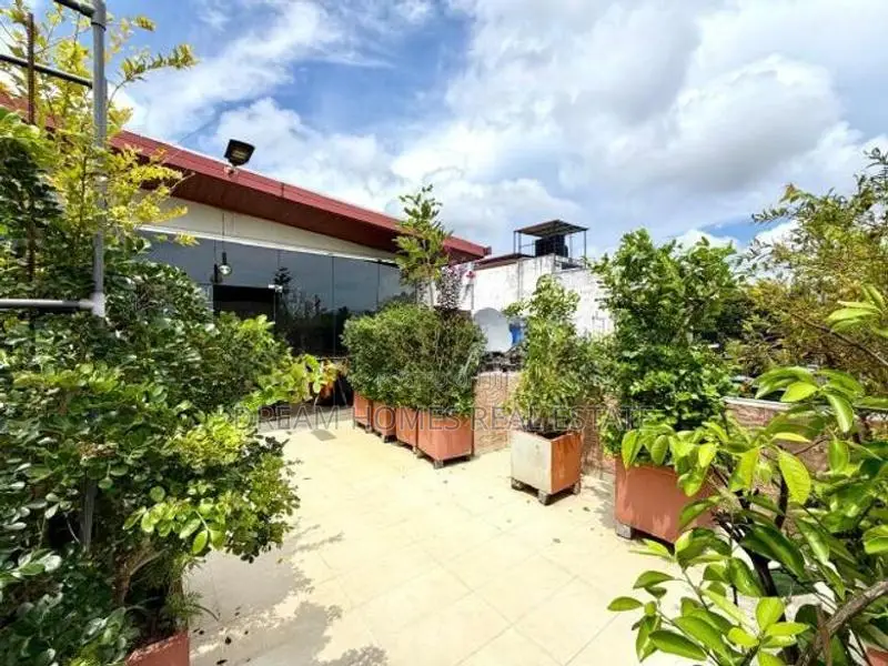 5 Bedroom Luxury Family House for Sale in Maharagama