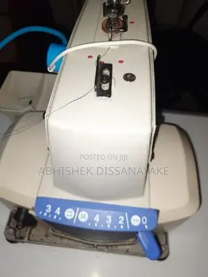 Button Attacher Industrial Machine