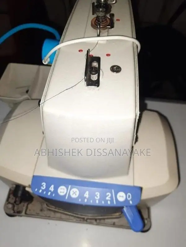 Button Attacher Industrial Machine