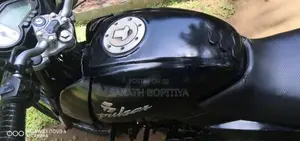 Bajaj Pulsar 200 2008