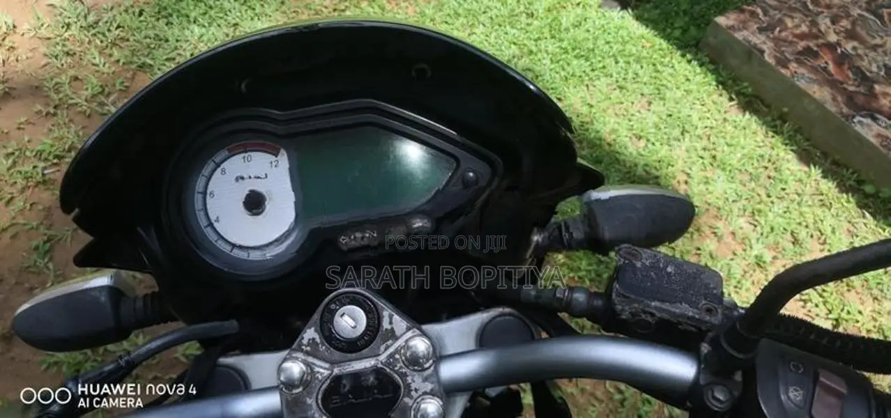 Bajaj Pulsar 200 2008