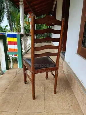 තේක්ක කෑම මේස පුටු