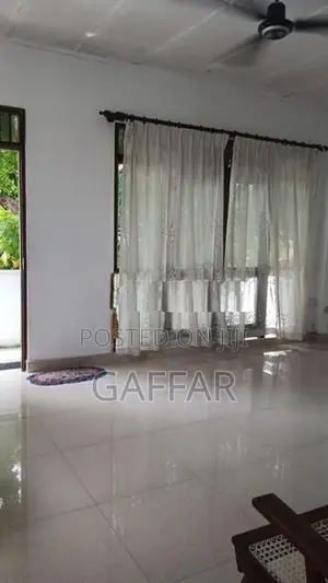 2 Bedroom First Floor House Kalubowila