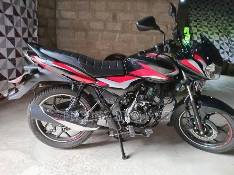 Bajaj Discover 125 2025