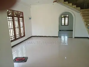 House with Land for Sale in Melsiripura