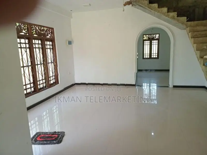 House with Land for Sale in Melsiripura