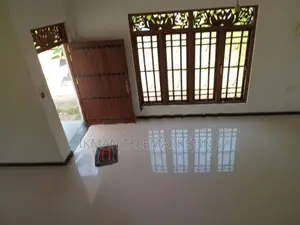 House with Land for Sale in Melsiripura