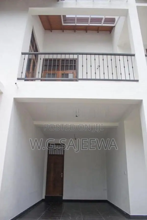 Modern Luxury 2 Story House with Annex for Sale in Boralesgamuwa