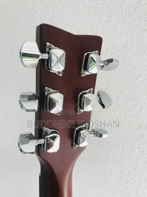 Yamaha F310 Guitar with Padded bag