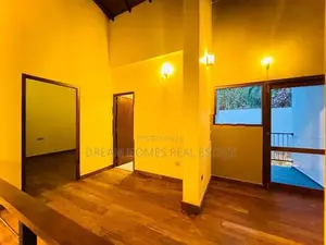 Newly Built Family House for Sale – Thalawathugoda