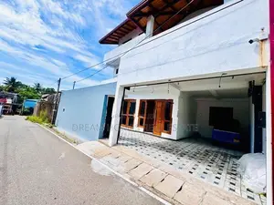 Brand New Luxury 3-Storey House for Sale – Prime Location Boralesgamuw