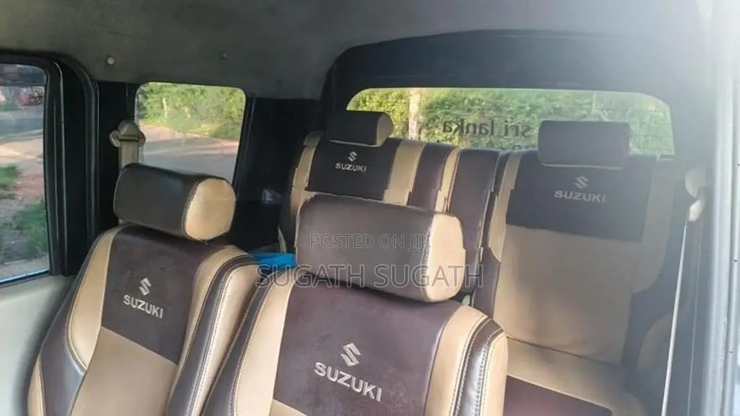 Suzuki Every 2012