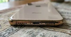Apple iPhone X (Used)