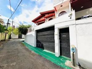 (AFA173) 03 Storey House with 6P for Sale at Maharagama