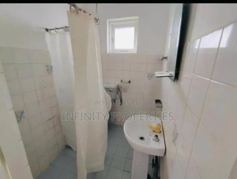 (AFA174) 02 Storey House with 10.9P for Sale Epitamulla Road Pitakotte