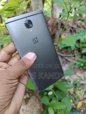 OnePlus 3T 6GB 64GB (Used)