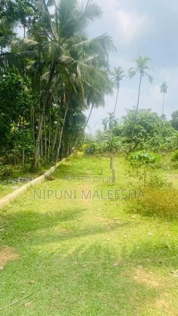 Land for Sale Kadawatha