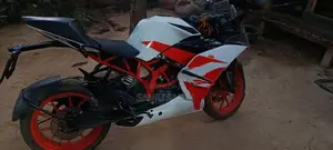 KTM RC 200 2018
