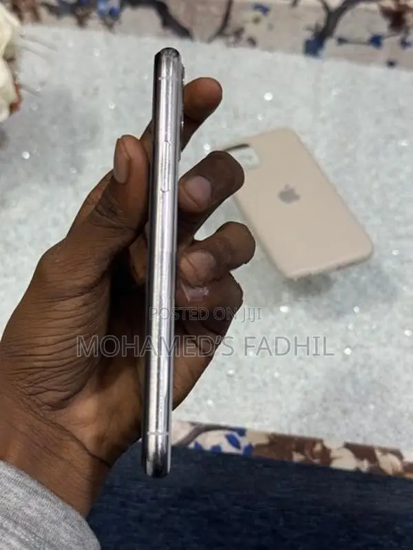 Apple iPhone 11 Pro (Used)
