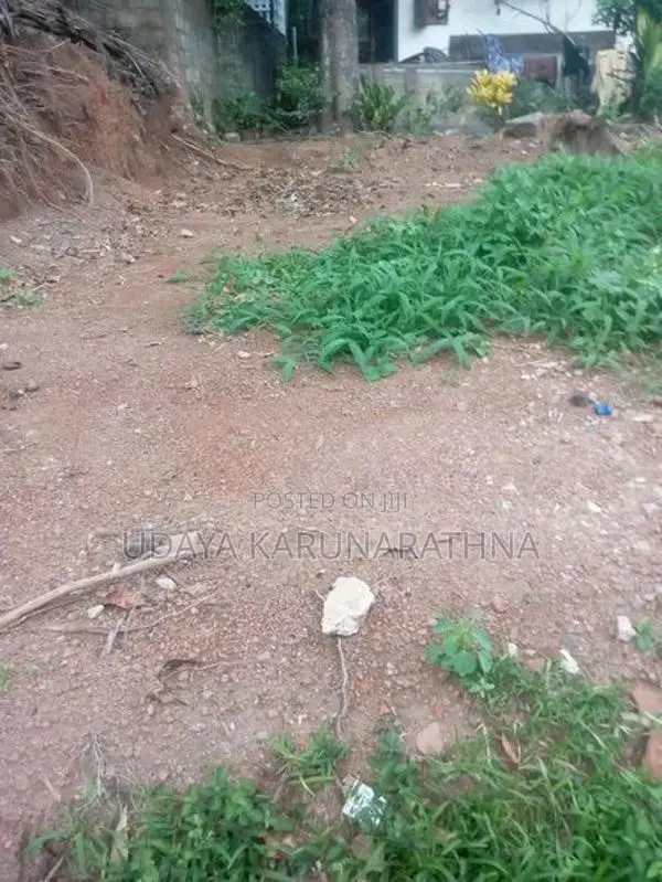Land for Sale තලාහේන