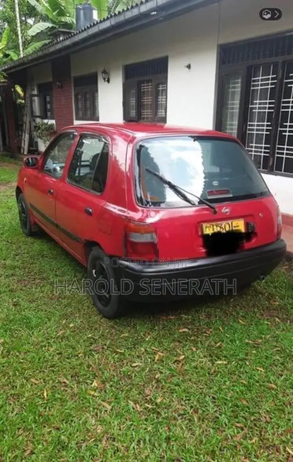 Nissan March 1996