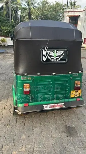 Bajaj RE 2005