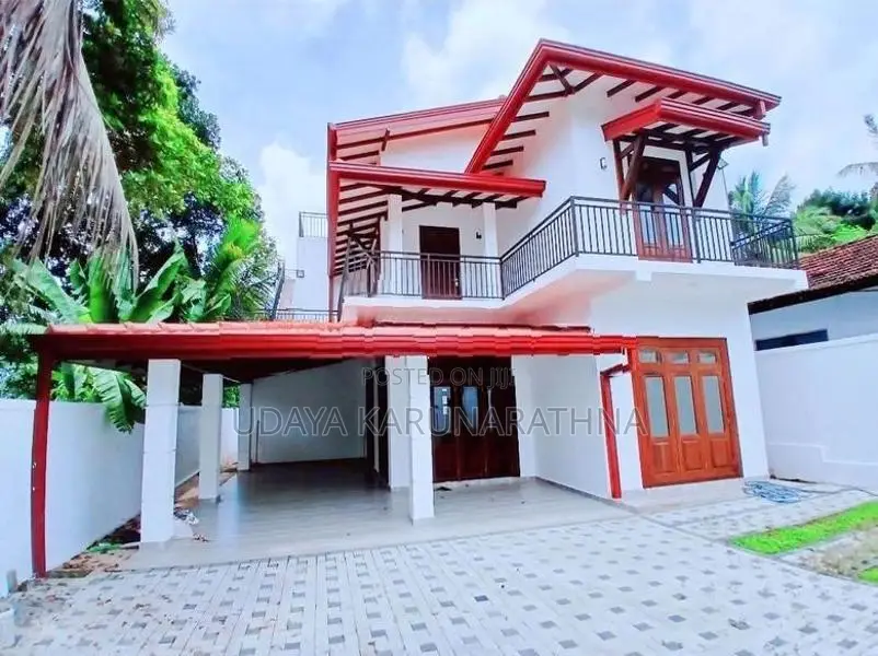 House for Sale Athurugiriya