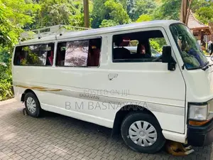 Nissan Caravan 1979