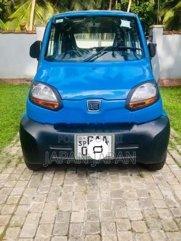 Bajaj Qute 2019