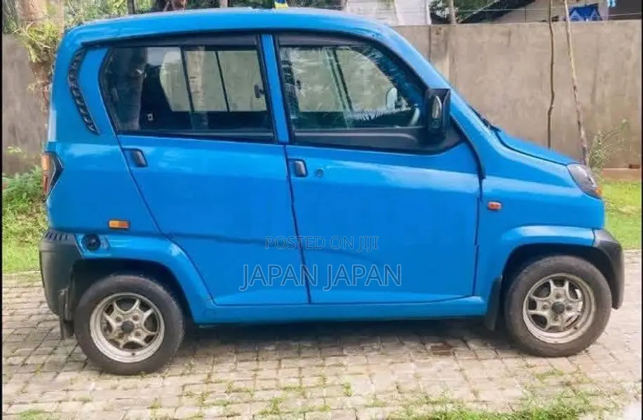 Bajaj Qute 2019