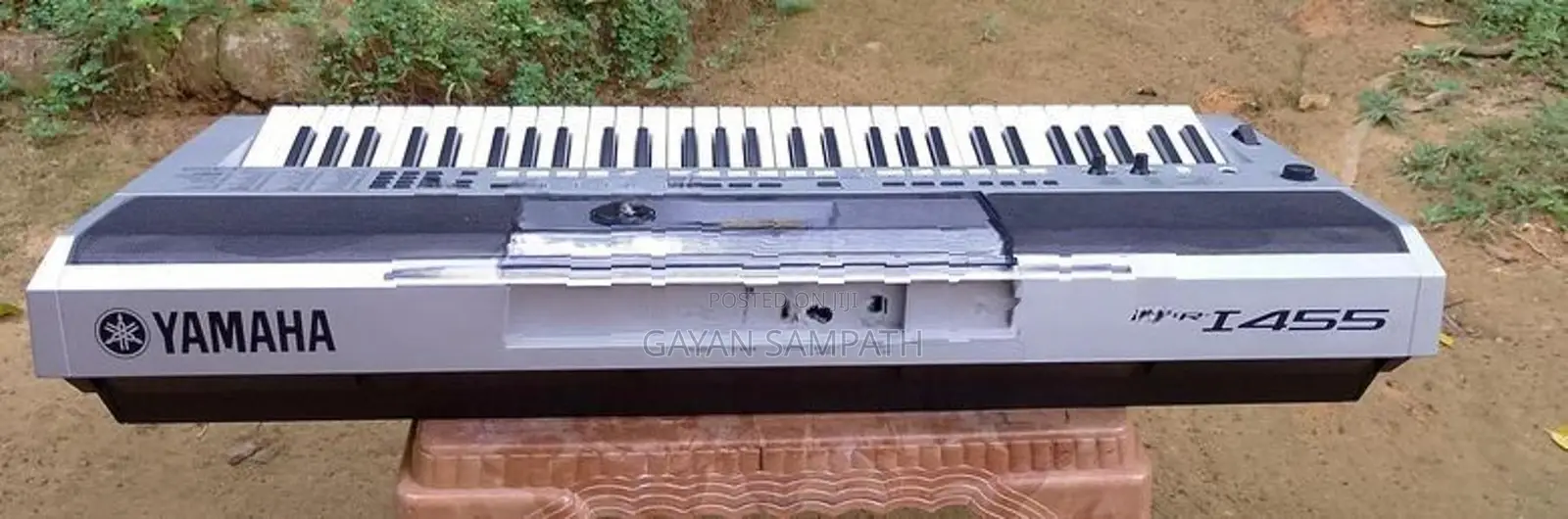 Yamaha i455 keyboard