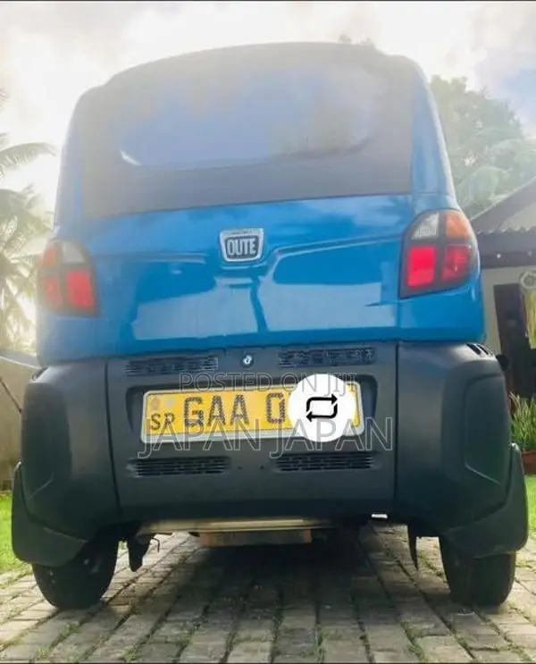 Bajaj Qute 2019