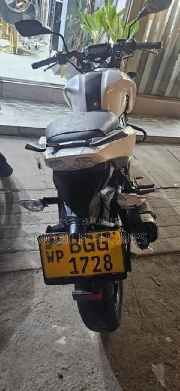 TVS Apache RTR 200 2018