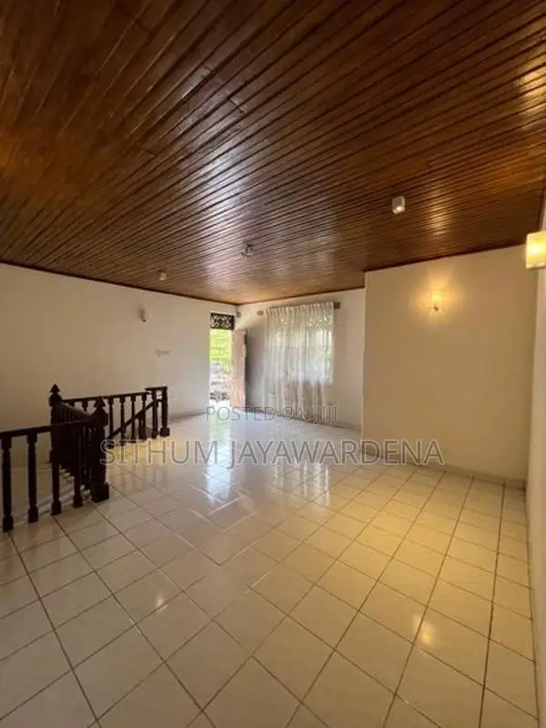 Upstairs House for Rent in Malabe