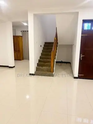 Two Storied Luxury House Sale Athurugiriya