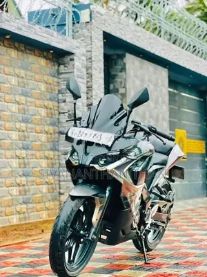 Bajaj Pulsar RS200 2019
