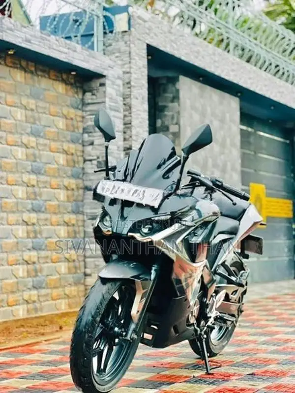 Bajaj Pulsar RS200 2019