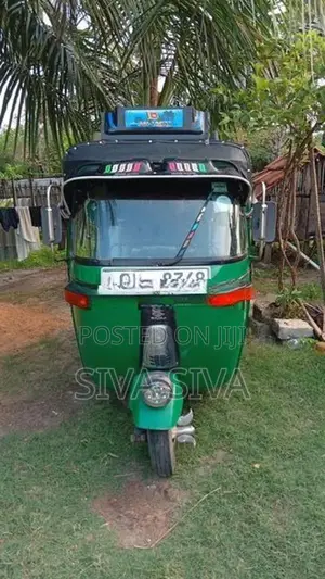Bajaj RE 2005