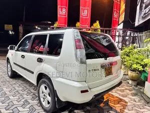 Nissan X-Trail 2001