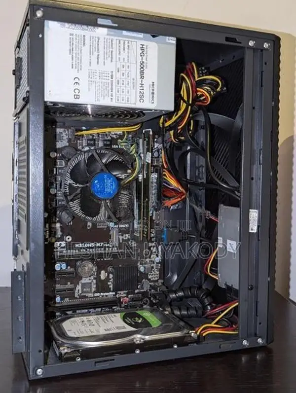 Intel i5 8th Gen 16GB DDR4 SSD PC