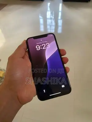 Apple iPhone XS (Used)