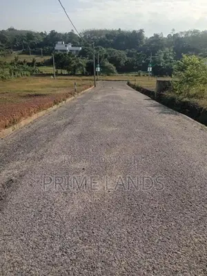 120 බස් පාරට ආසන්නයේන් වටිනා ඉඩමක් ගොනපොල