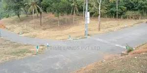 Lake Front Land Plots in Makawita