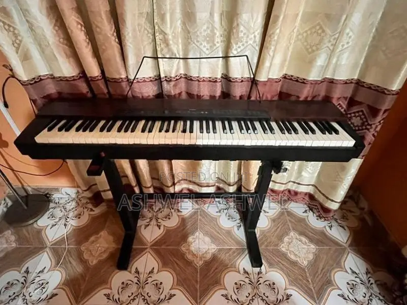 Yamaha Electric Piano