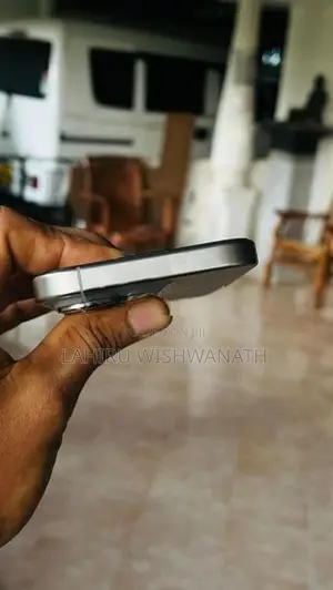 Apple iPhone 15 Pro (Used)
